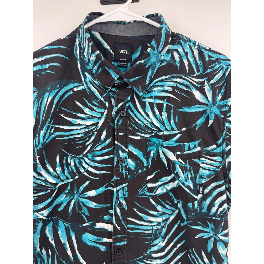 Vans Mens Tailored Fit Short Sleeve Button Down Shirt Teal Black Palm Leaf Med‎
